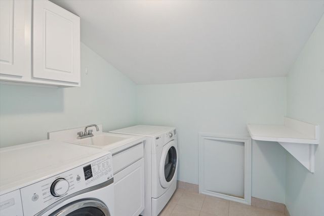 934 W Huron Street, Ann Arbor, MI 48103