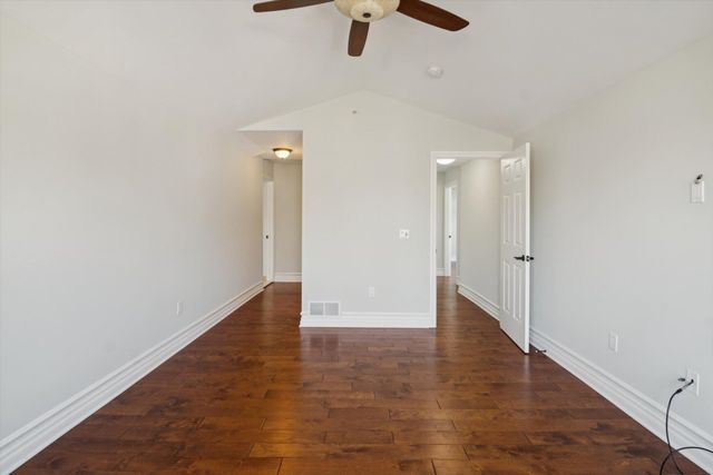 934 W Huron Street, Ann Arbor, MI 48103