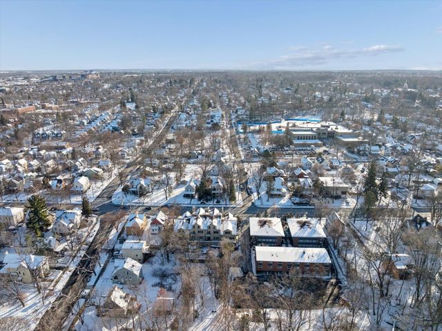 934 W Huron Street, Ann Arbor, MI 48103