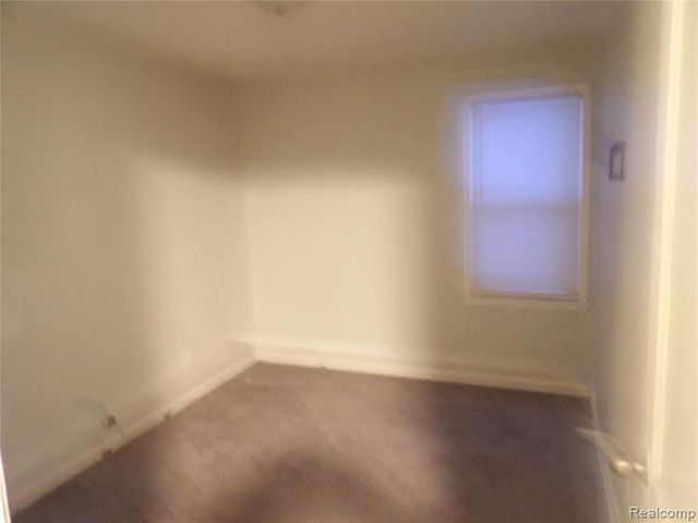 19985 Meyers Road, Detroit, MI 48235