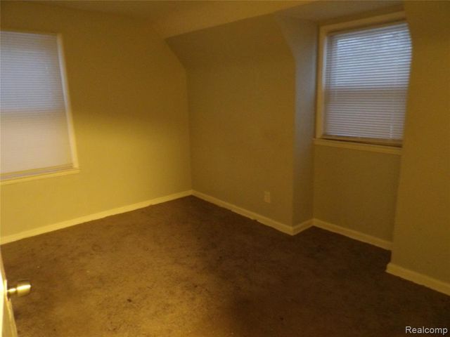 19985 Meyers Road, Detroit, MI 48235