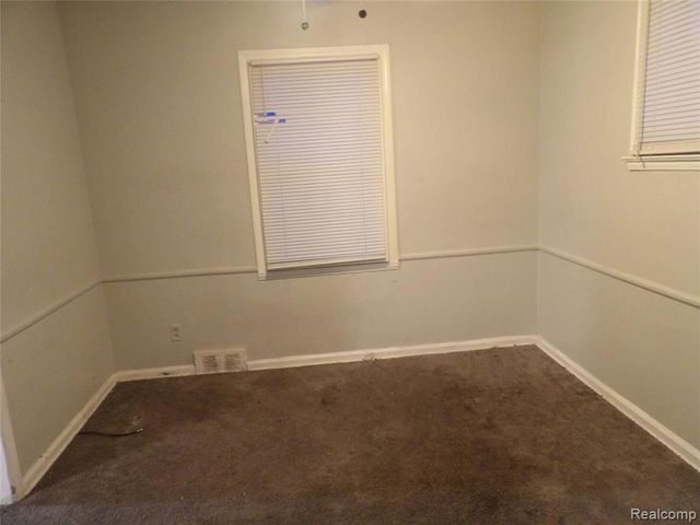 19985 Meyers Road, Detroit, MI 48235