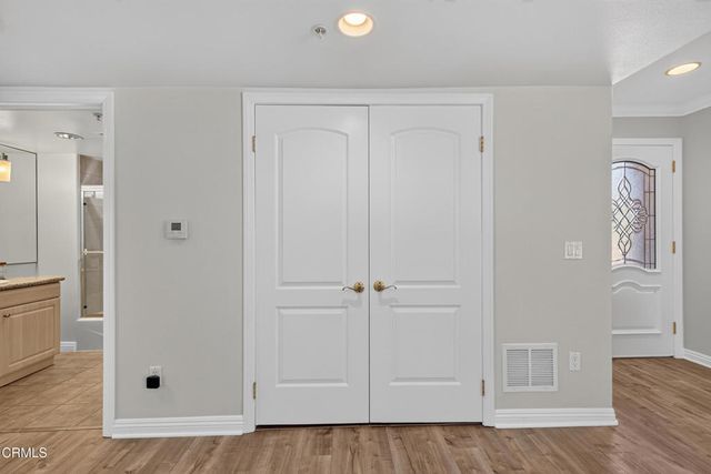 2435 Florencita W 105, Montrose, CA 91020