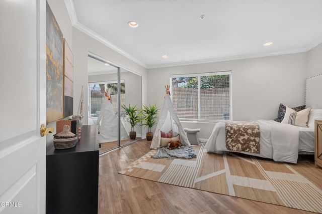 2435 Florencita W 105, Montrose, CA 91020
