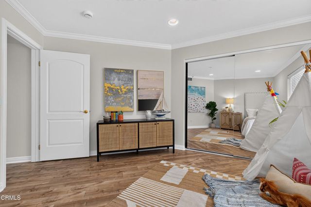 2435 Florencita W 105, Montrose, CA 91020