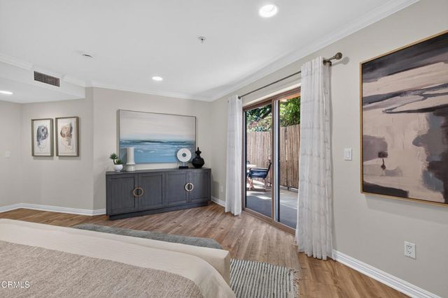 2435 Florencita W 105, Montrose, CA 91020