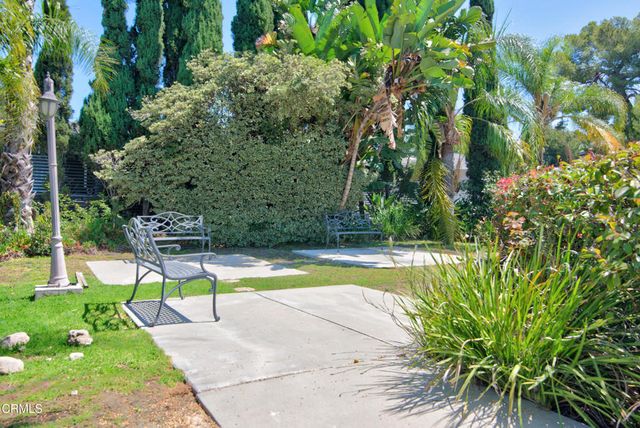 2435 Florencita W 105, Montrose, CA 91020