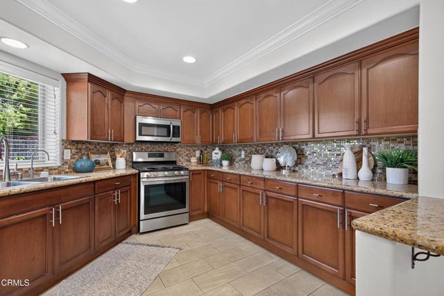 2435 Florencita W 105, Montrose, CA 91020