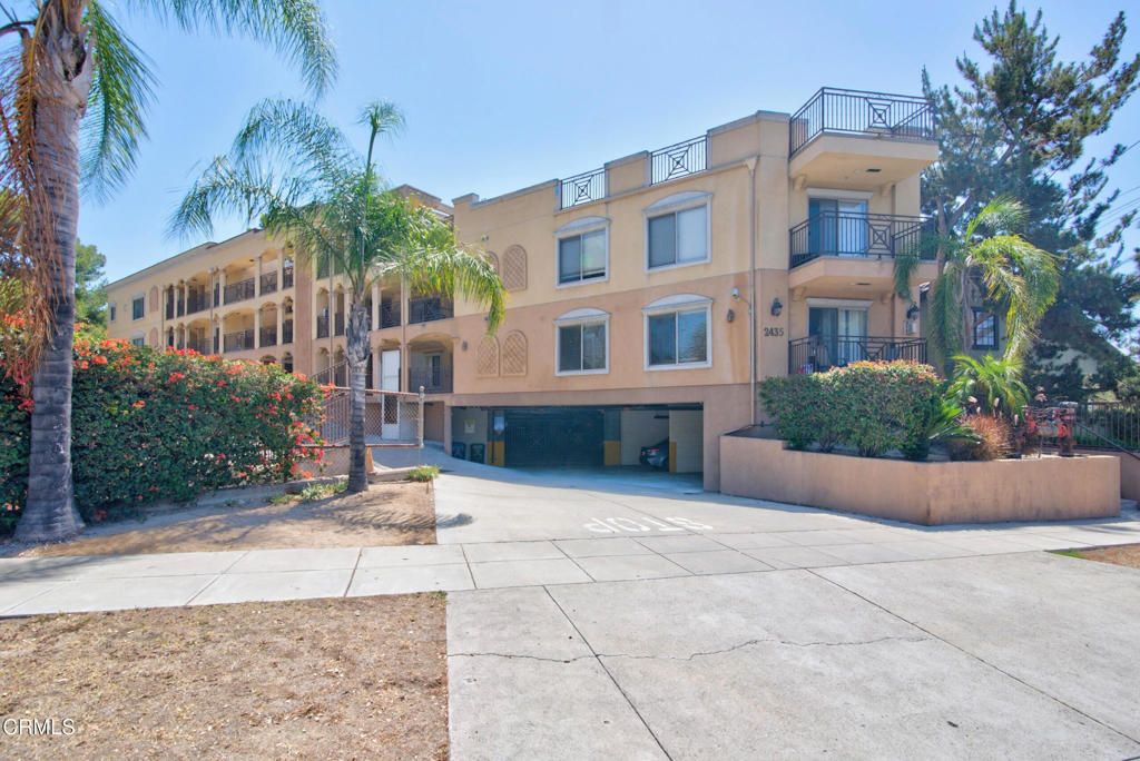 2435 Florencita W 105, Montrose, CA 91020