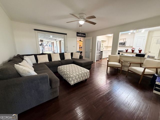 2318 Meadow Brook Lane, Albany, GA 31707