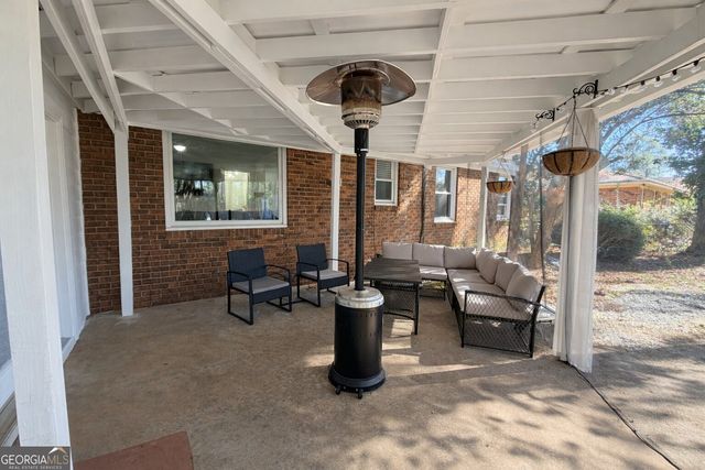 2318 Meadow Brook Lane, Albany, GA 31707