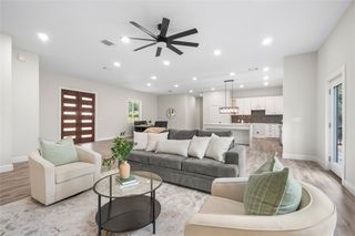 197 S Buckhorn DR, Bastrop, TX 78602