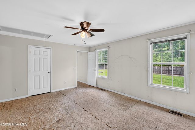 467 Union Bethel Road, Hampstead, NC 28443