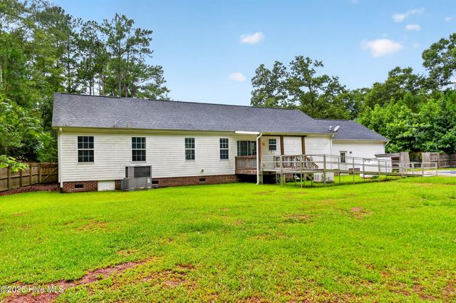 467 Union Bethel Road, Hampstead, NC 28443