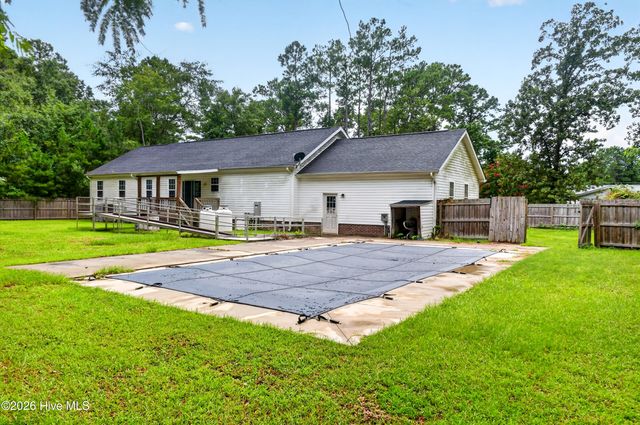 467 Union Bethel Road, Hampstead, NC 28443