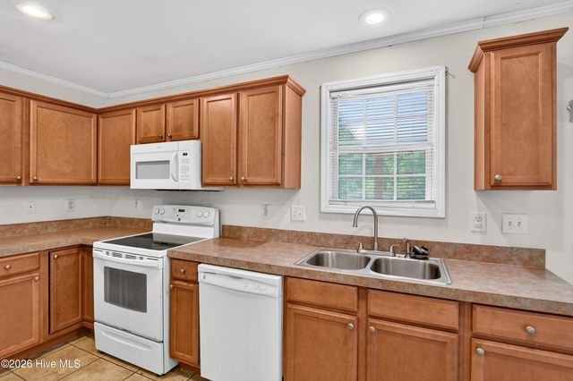 467 Union Bethel Road, Hampstead, NC 28443