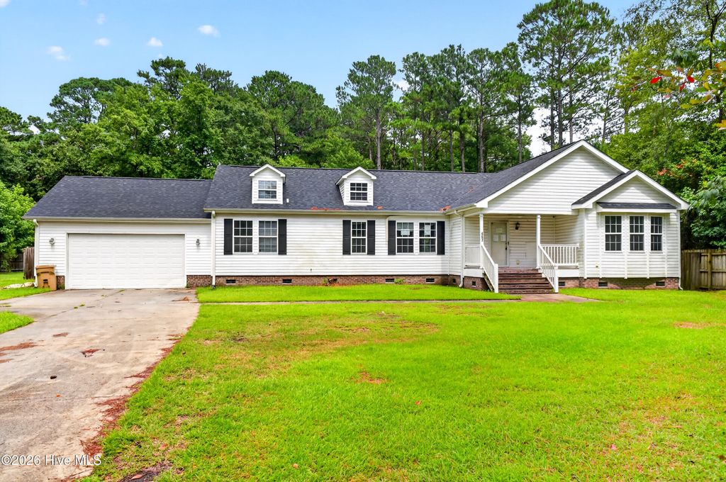 467 Union Bethel Road, Hampstead, NC 28443