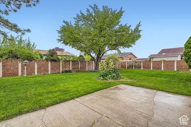 4758 S MOCHA DR, Taylorsville, UT 84129