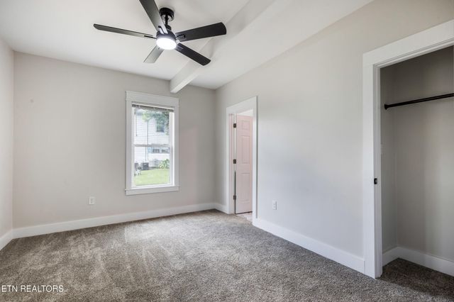 1287 E Harper Ave, Maryville, TN 37804