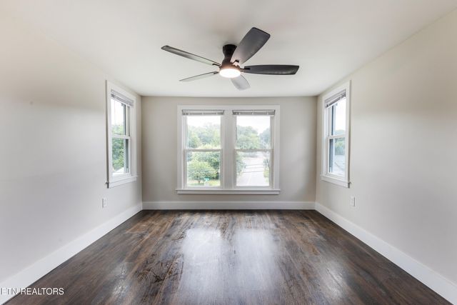 1287 E Harper Ave, Maryville, TN 37804