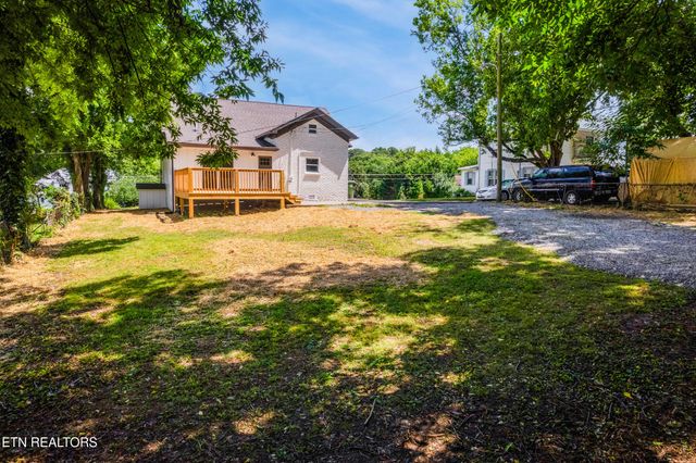 1287 E Harper Ave, Maryville, TN 37804