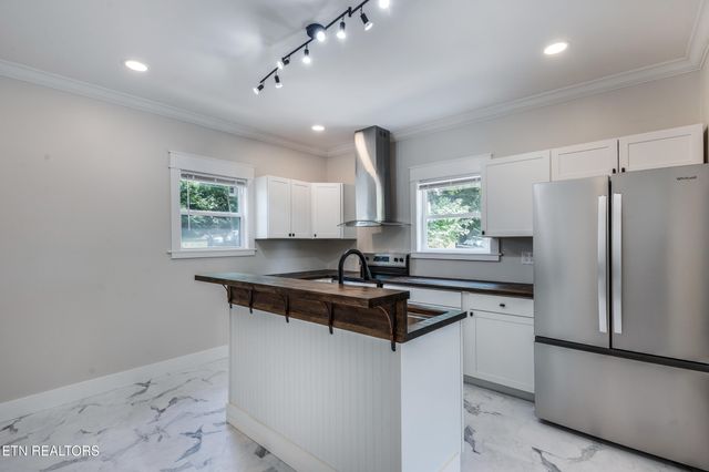 1287 E Harper Ave, Maryville, TN 37804
