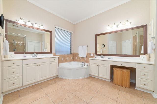 13643 Schumann Trail, Sugar Land, TX 77498