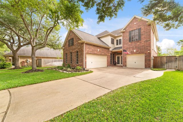 13643 Schumann Trail, Sugar Land, TX 77498