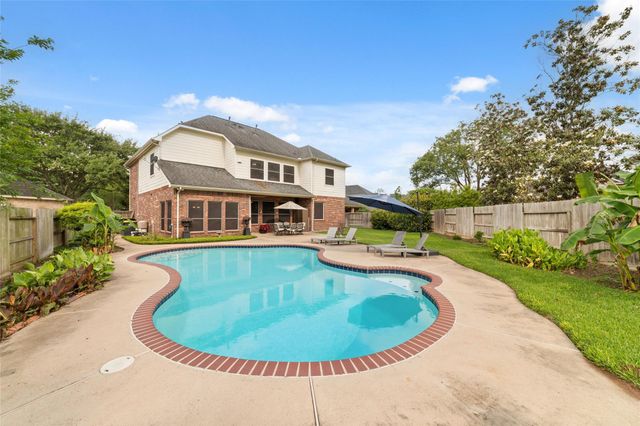 13643 Schumann Trail, Sugar Land, TX 77498