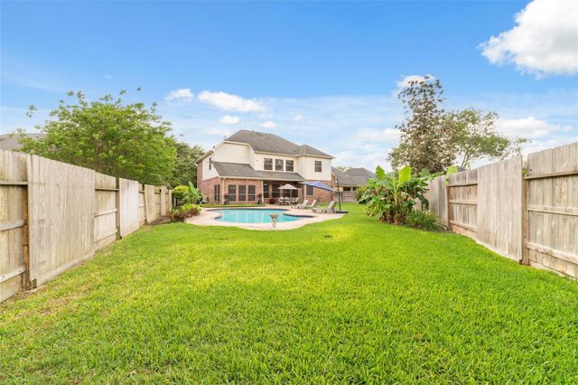 13643 Schumann Trail, Sugar Land, TX 77498