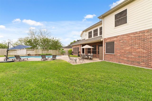13643 Schumann Trail, Sugar Land, TX 77498