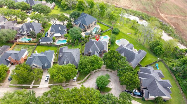 13643 Schumann Trail, Sugar Land, TX 77498