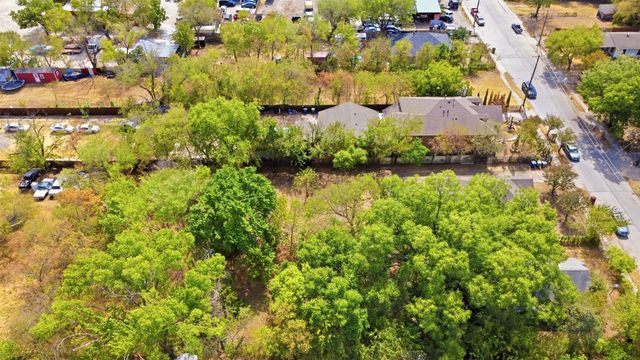 3102 Weisenberger Drive, Dallas, TX 75212