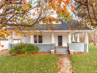 612 Thomas Street, Reidsville, NC 27320