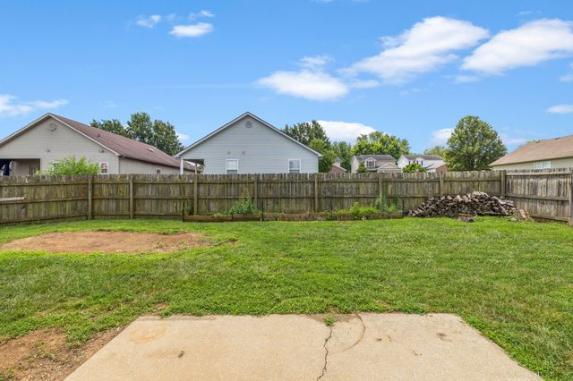 115 Pickett Lane, Georgetown, KY 40324