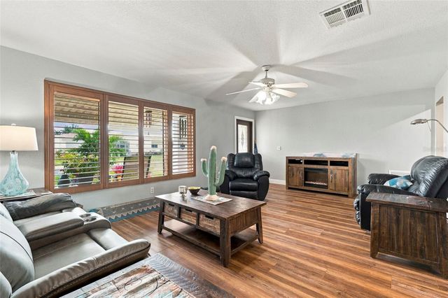 3659 100TH TERRACE N 4, Pinellas Park, FL 33782