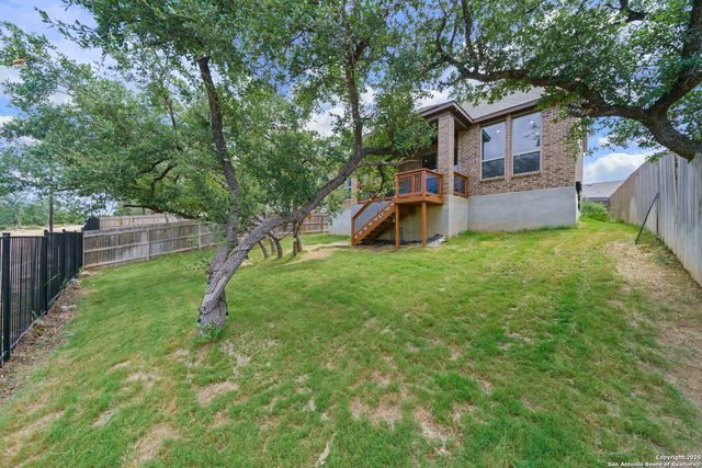 1524 LEEDS PARK, Bulverde, TX 78163