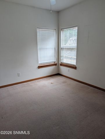 2417 Bugatti Drive, Las Cruces, NM 88001