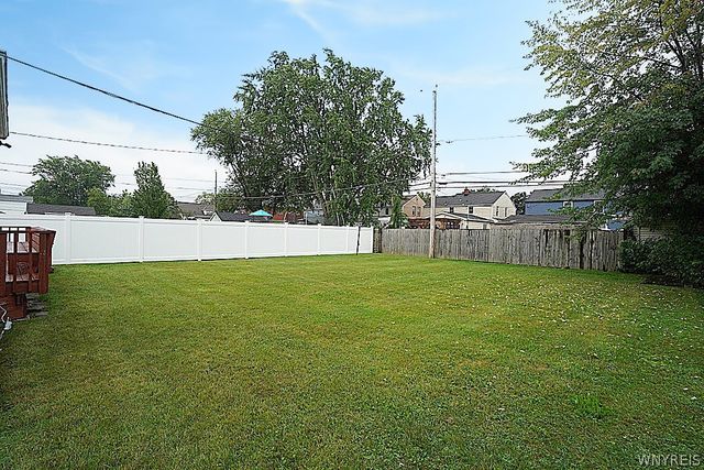 220 Homewood Avenue, Tonawanda, NY 14217