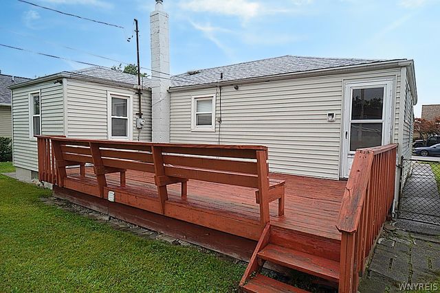 220 Homewood Avenue, Tonawanda, NY 14217