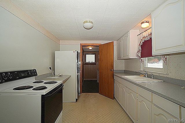220 Homewood Avenue, Tonawanda, NY 14217