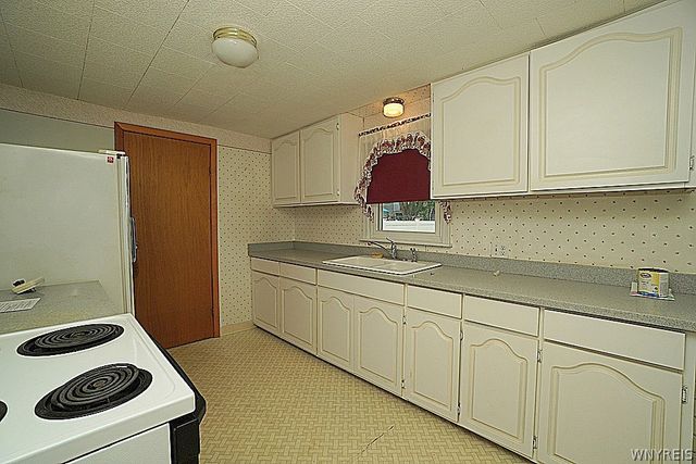 220 Homewood Avenue, Tonawanda, NY 14217