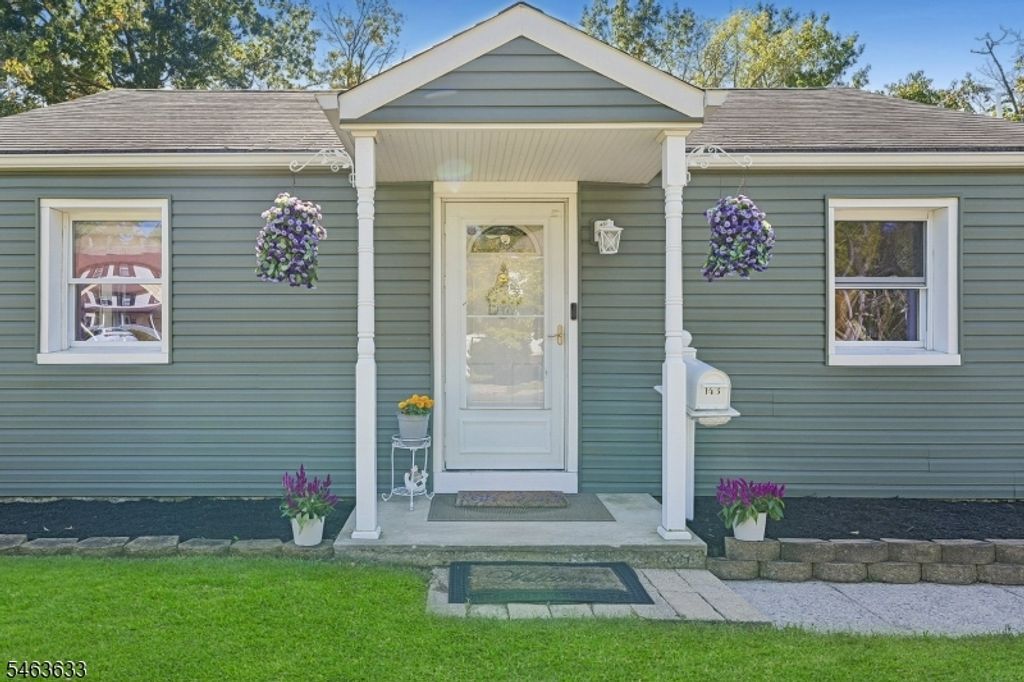 143 Snowhill St, Spotswood Boro, NJ 08884 — exterior