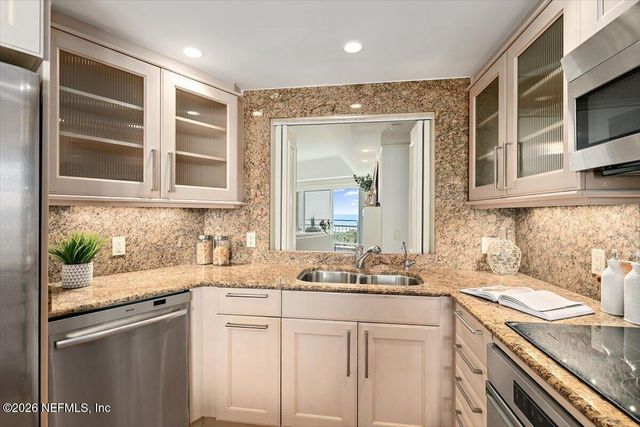 948 SPINNAKERS REACH Drive, Ponte Vedra Beach, FL 32082