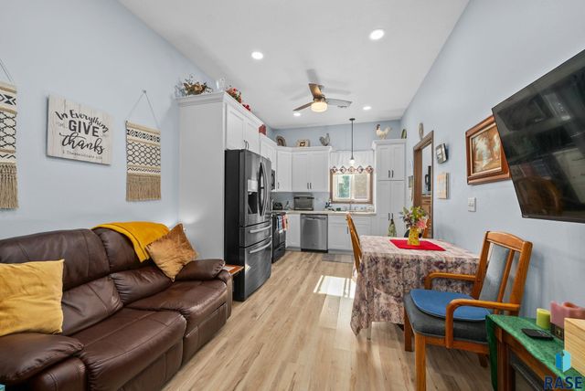 510 S Mary Dr, Tea, SD 57064