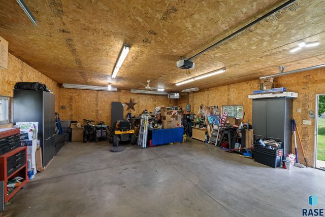 510 S Mary Dr, Tea, SD 57064