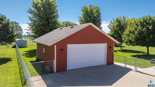510 S Mary Dr, Tea, SD 57064
