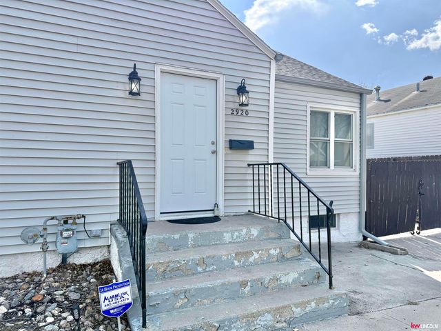 2920 S 11th Street, Lincoln, NE 68502