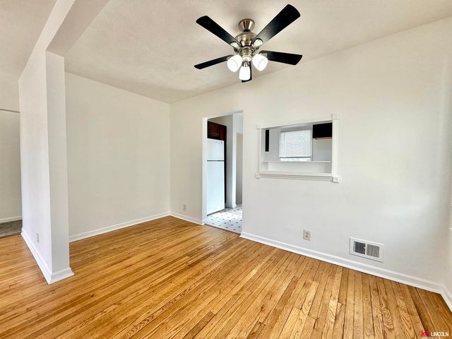 2920 S 11th Street, Lincoln, NE 68502