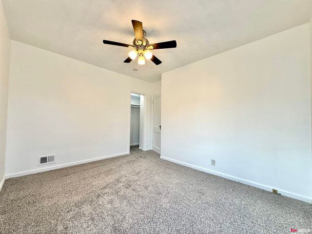 2920 S 11th Street, Lincoln, NE 68502